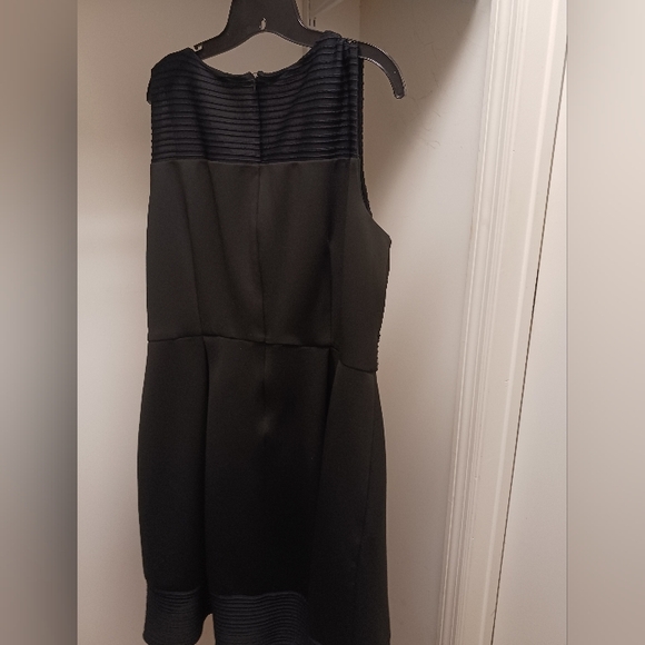 Black Knee Length A Line Lane Bryant Dress - Picture 2 of 4